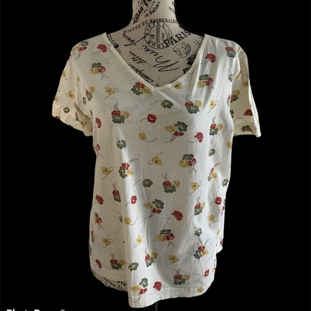 Gap large women's floral T-shirt